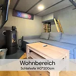 Tinyhousebeidresden Mit Fasssauna Unser Groesstes Winziges Haeuschen Fuer Bis Zu 7 Personen, Kaminofen, Grosse Terrasse - Naehe Saechsische Schweiz - Von Juni - September Mindestmietzeit 1 Woche Sa-sa Lauterbach (Rugen)